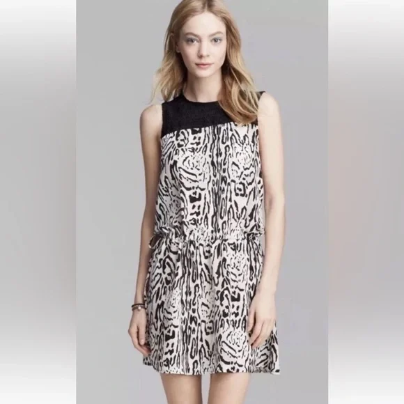 $308.00 NWT JOIE Floreal Silk Dress Size L NEW - Picture 1 of 5
